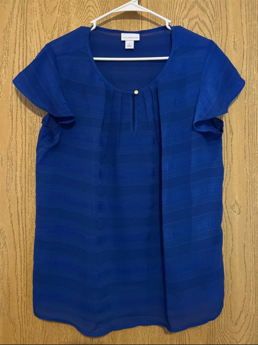 Liz Claibourne Blue Short Sleeve Pleated Top